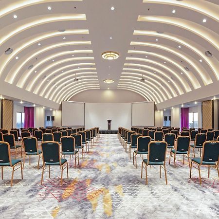 Mercure Pontianak City Center Zewnętrze zdjęcie